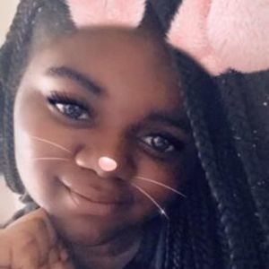 Meet your Posher, Ambria